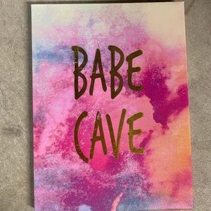 Babe Cave decor